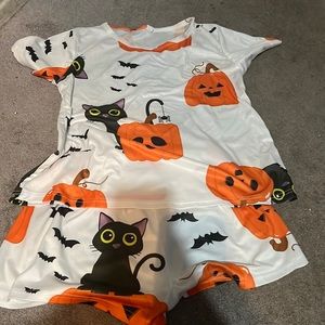 Halloween Pumpkins, bats and black cats Print white  Pajama Set